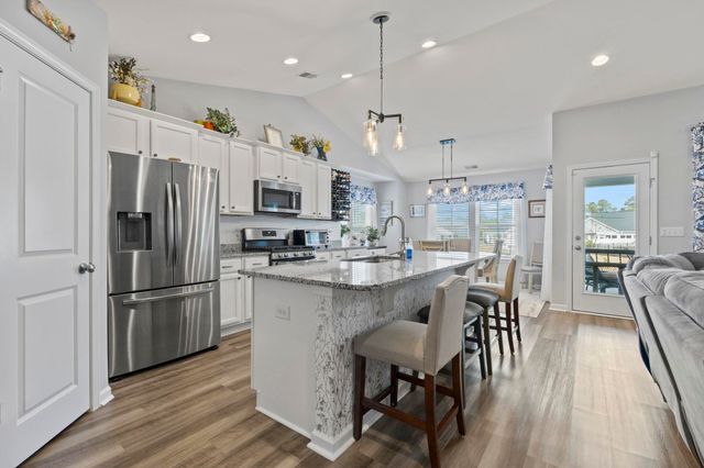 3708 Park Pointe Ave., Little River, SC 29566