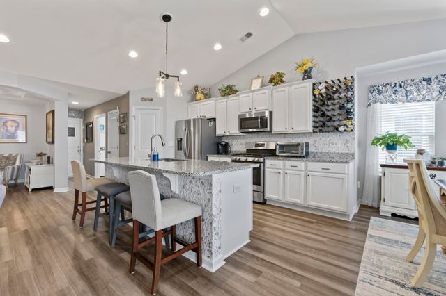 3708 Park Pointe Ave., Little River, SC 29566