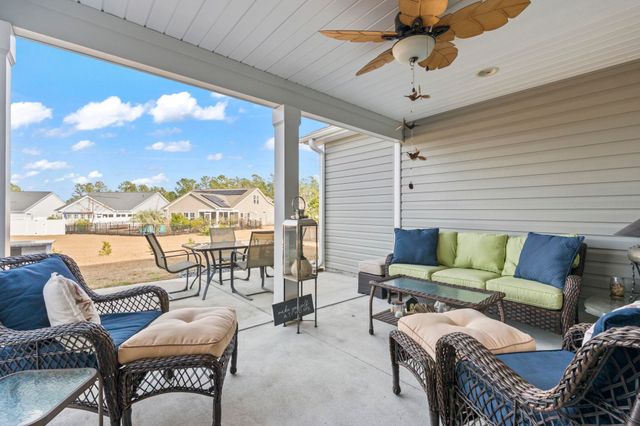 3708 Park Pointe Ave., Little River, SC 29566