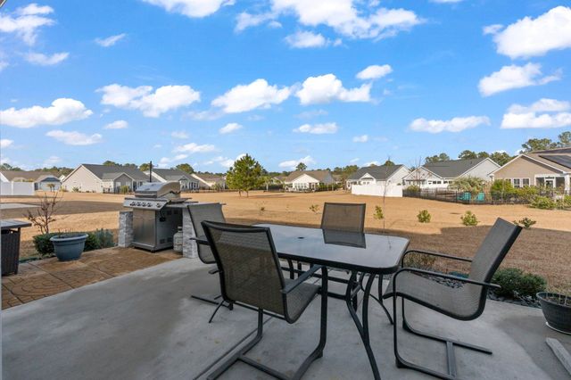 3708 Park Pointe Ave., Little River, SC 29566