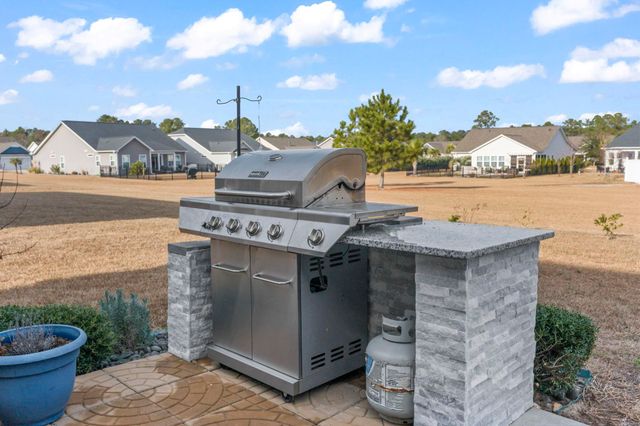 3708 Park Pointe Ave., Little River, SC 29566