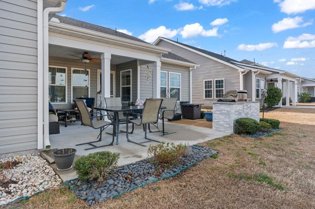 3708 Park Pointe Ave., Little River, SC 29566