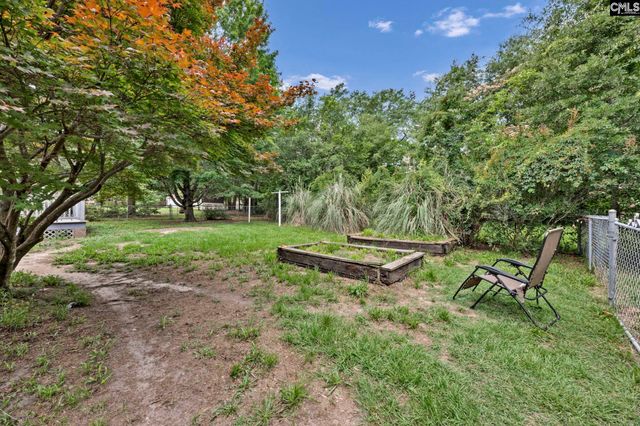 74 Wildwood Lane, Lugoff, SC 29078