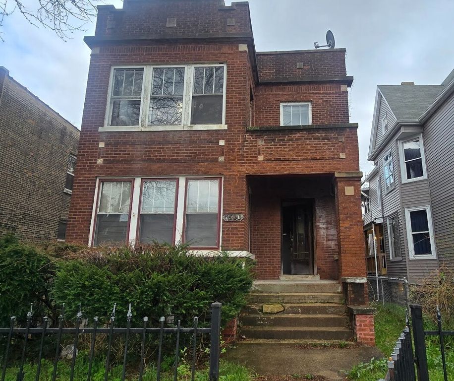 7530 S Eggleston Avenue, Chicago, IL 60620