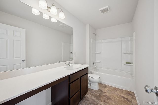 4311 Oak Street, Grand Blanc Charter Township, MI 48439