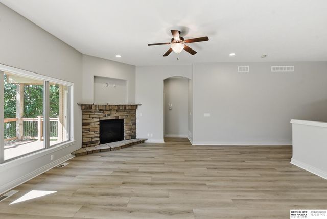 18407 Cuming Circle, Elkhorn, NE 68022