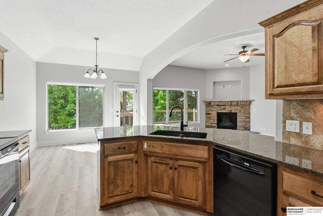18407 Cuming Circle, Elkhorn, NE 68022