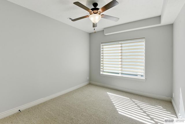 18407 Cuming Circle, Elkhorn, NE 68022
