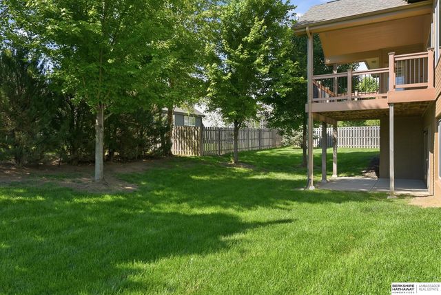 18407 Cuming Circle, Elkhorn, NE 68022