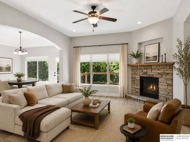 18407 Cuming Circle, Elkhorn, NE 68022