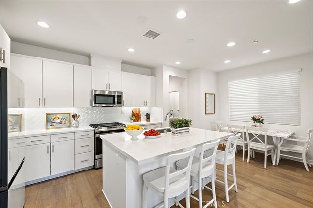 2401 Horseback, Rancho Mission Viejo, CA 92694