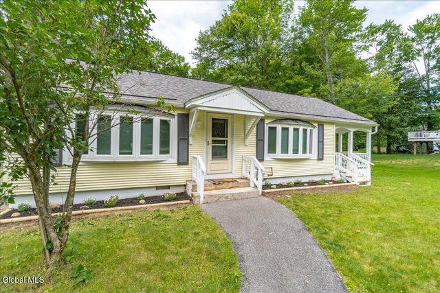 167 Cronin Road, Queensbury, NY 12804