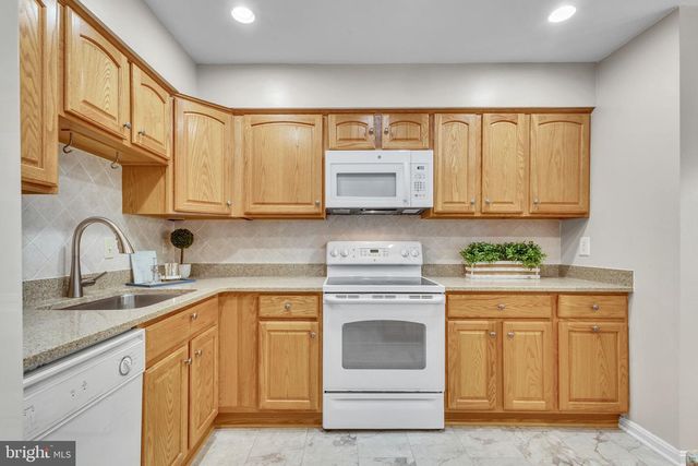 10062 WOOD SORRELS LANE, Burke, VA 22015