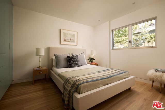 1028 Pleasantview Avenue, Los Angeles, CA 90291