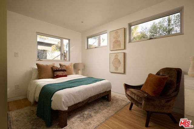 1028 Pleasantview Avenue, Los Angeles, CA 90291