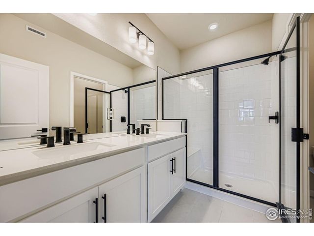 2809 Bear Springs Cir, Longmont, CO 80503