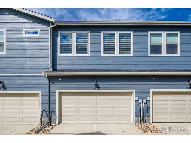 2809 Bear Springs Cir, Longmont, CO 80503