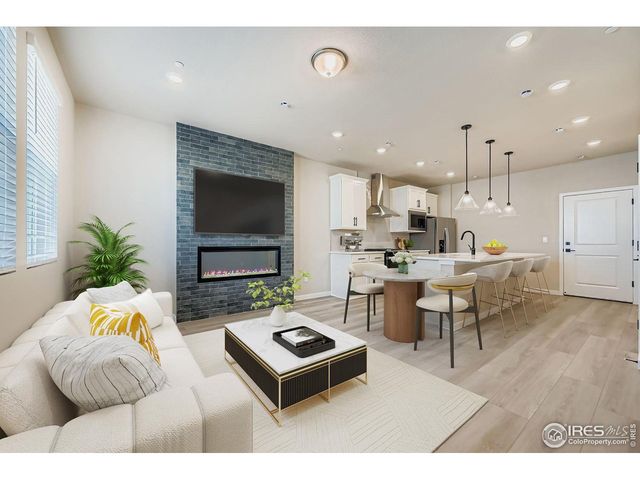 2809 Bear Springs Cir, Longmont, CO 80503