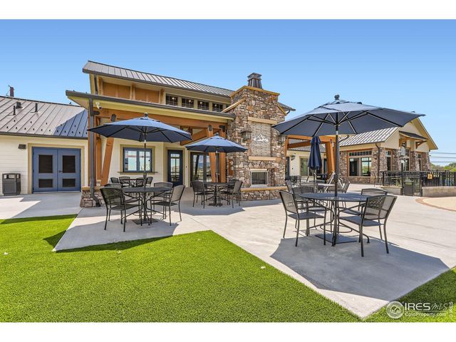 2809 Bear Springs Cir, Longmont, CO 80503