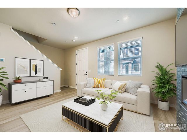 2809 Bear Springs Cir, Longmont, CO 80503