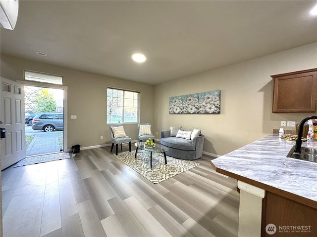 367 Graham Avenue NE, Renton, WA 98059