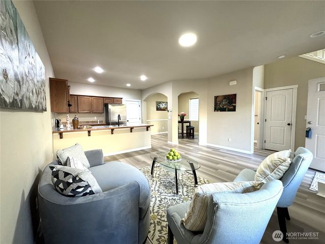 367 Graham Avenue NE, Renton, WA 98059