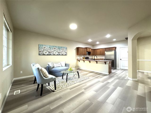 367 Graham Avenue NE, Renton, WA 98059