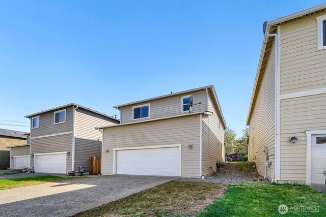 367 Graham Avenue NE, Renton, WA 98059