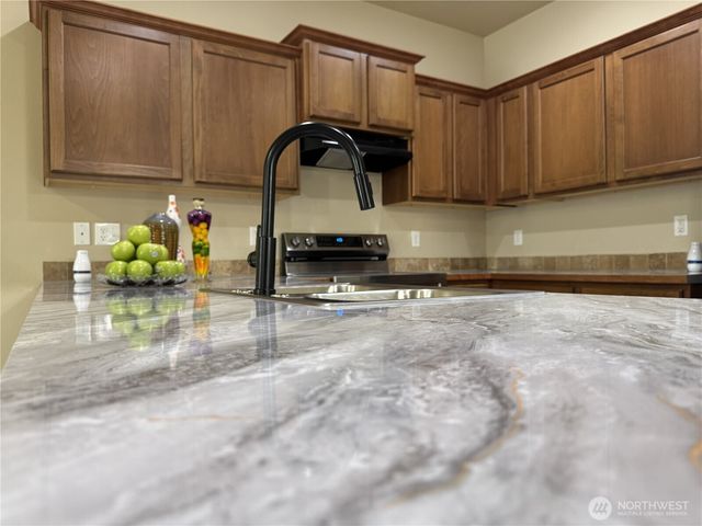 367 Graham Avenue NE, Renton, WA 98059