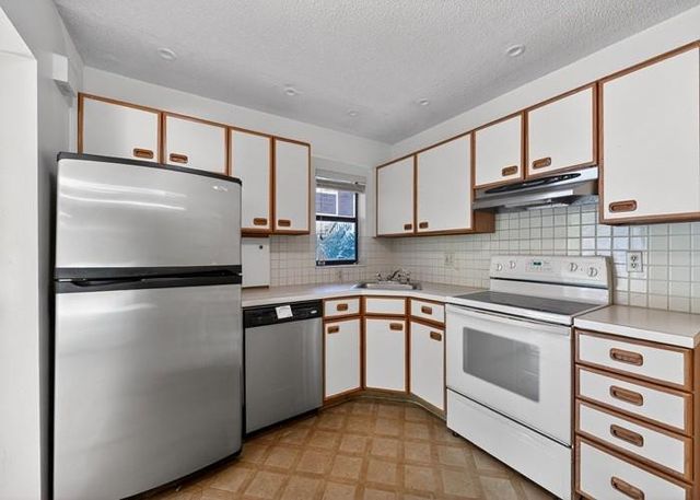 2671 Carambola Circle 1755, Coconut Creek, FL 33066