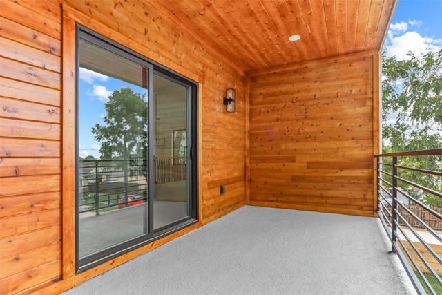 1958 Toronto Street, Dallas, TX 75212