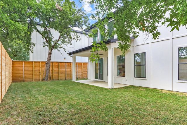 1958 Toronto Street, Dallas, TX 75212