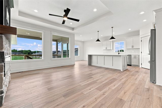 3206 SE Bannister Drive, Ankeny, IA 50021