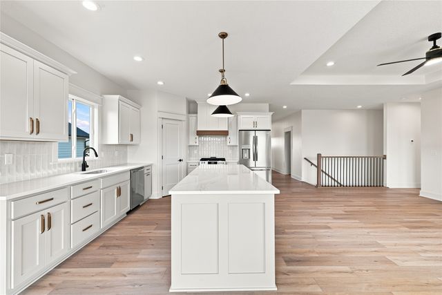 3206 SE Bannister Drive, Ankeny, IA 50021