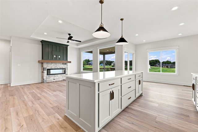 3206 SE Bannister Drive, Ankeny, IA 50021