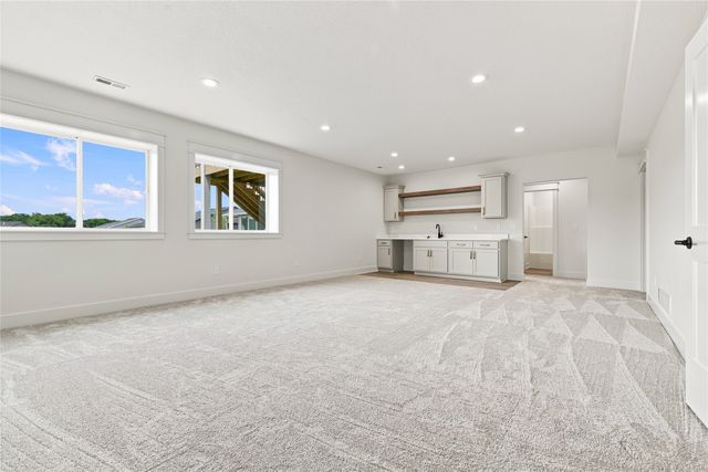 3206 SE Bannister Drive, Ankeny, IA 50021