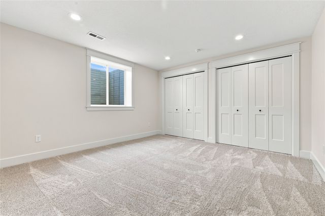 3206 SE Bannister Drive, Ankeny, IA 50021