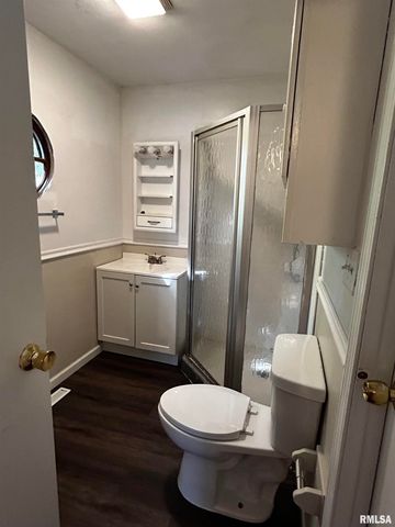 126 AMSLER Street B, Bartonville, IL 61607