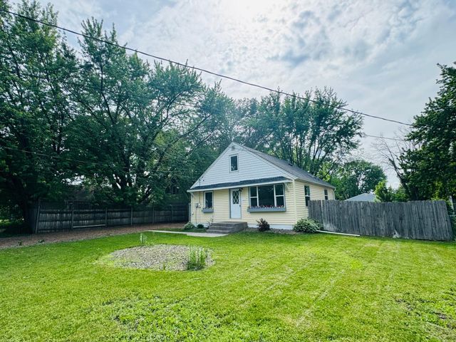 1647 Marsh Avenue, Maple Plain, MN 55359