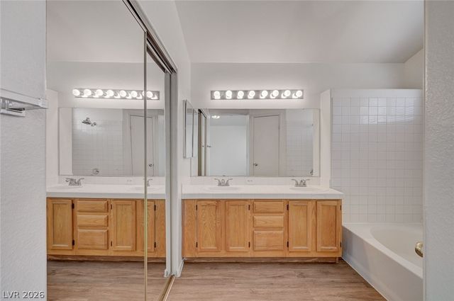 2462 Cavern Cove Way, Las Vegas, NV 89156