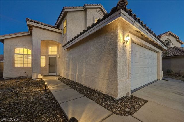 2462 Cavern Cove Way, Las Vegas, NV 89156