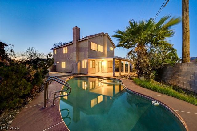 2462 Cavern Cove Way, Las Vegas, NV 89156