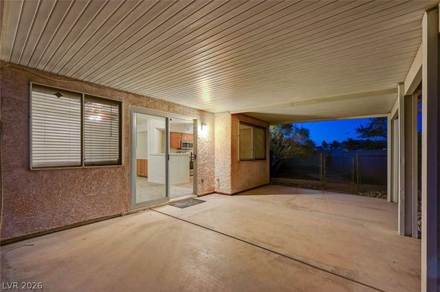 2462 Cavern Cove Way, Las Vegas, NV 89156