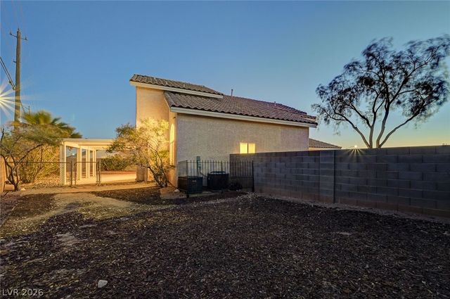 2462 Cavern Cove Way, Las Vegas, NV 89156