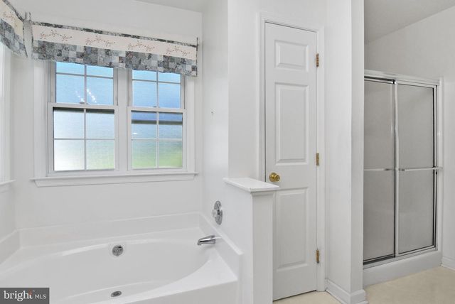 8 AUTUMNWOOD WAY, Lewes, DE 19958