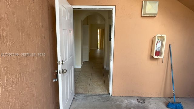 17650 NW 73rd Ave 104-18, Hialeah, FL 33015