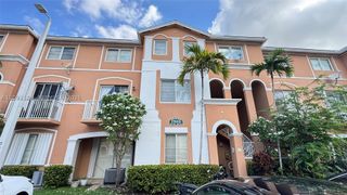 17650 NW 73rd Ave 104-18, Hialeah, FL 33015