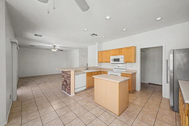 16121 N 168th Avenue, Surprise, AZ 85388