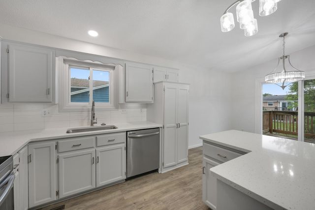 11714 Colorado Avenue N, Champlin, MN 55316