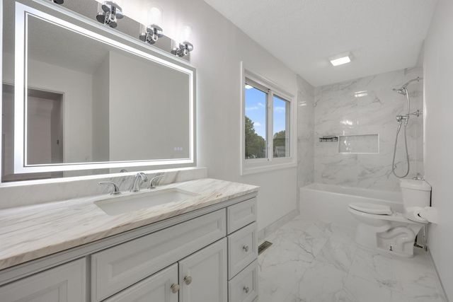 11714 Colorado Avenue N, Champlin, MN 55316